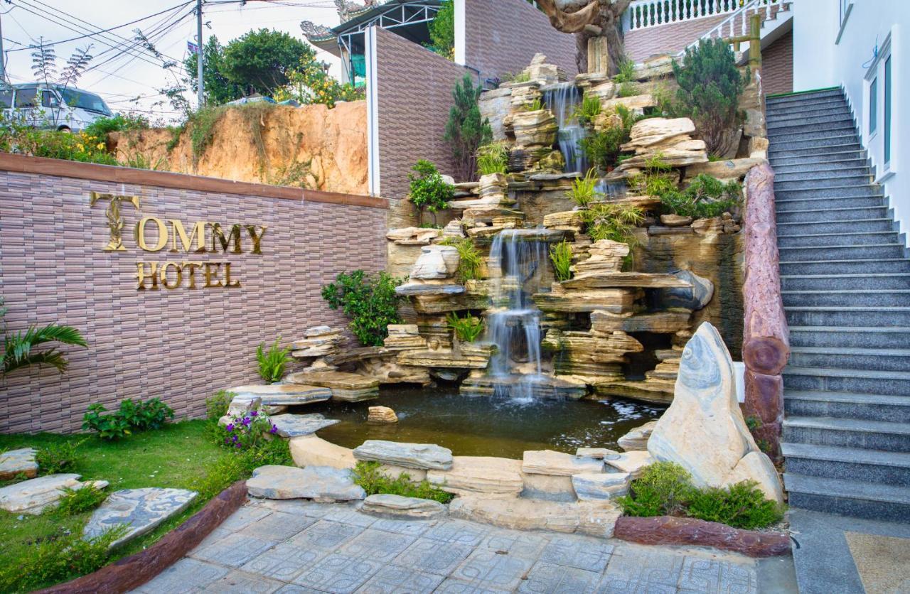 فندق Khach San Tommy دالات المظهر الخارجي الصورة